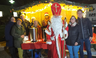 Der Nikolaus am Ratschplatz