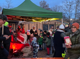 Der Nikolaus am Ratschplatz